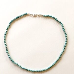 Turquoise magnesite beaded choker necklace